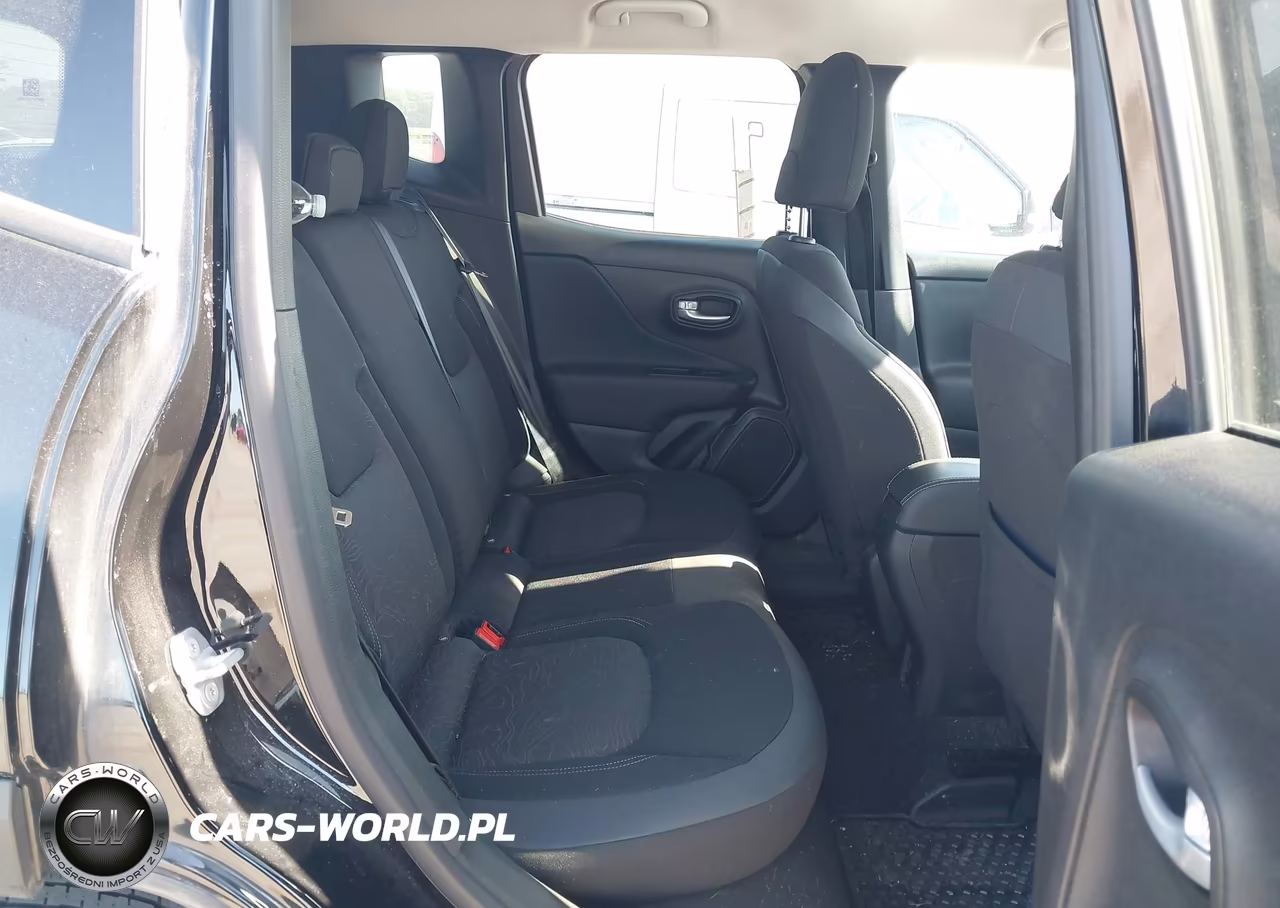 2023 Jeep Renegade Upland 4X4 VIN:ZACNJDB19PPP36484 - 8