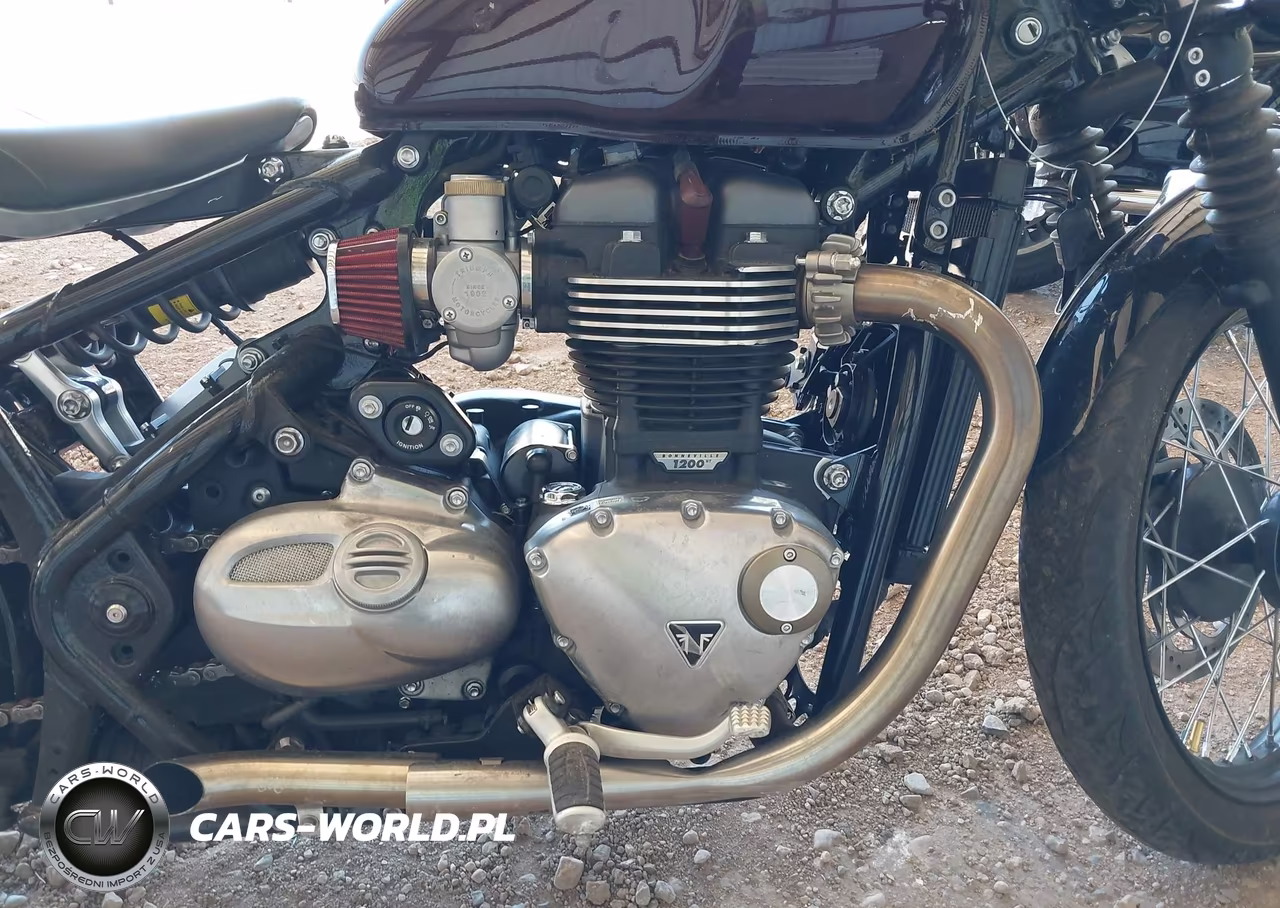 2018 Triumph Motorcycle Bonneville Bobber VIN:SMTD42HL5JT841202 - 8
