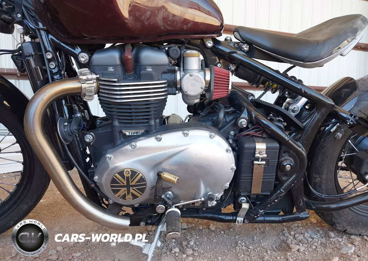 2018 Triumph Motorcycle Bonneville Bobber VIN:SMTD42HL5JT841202 - 9