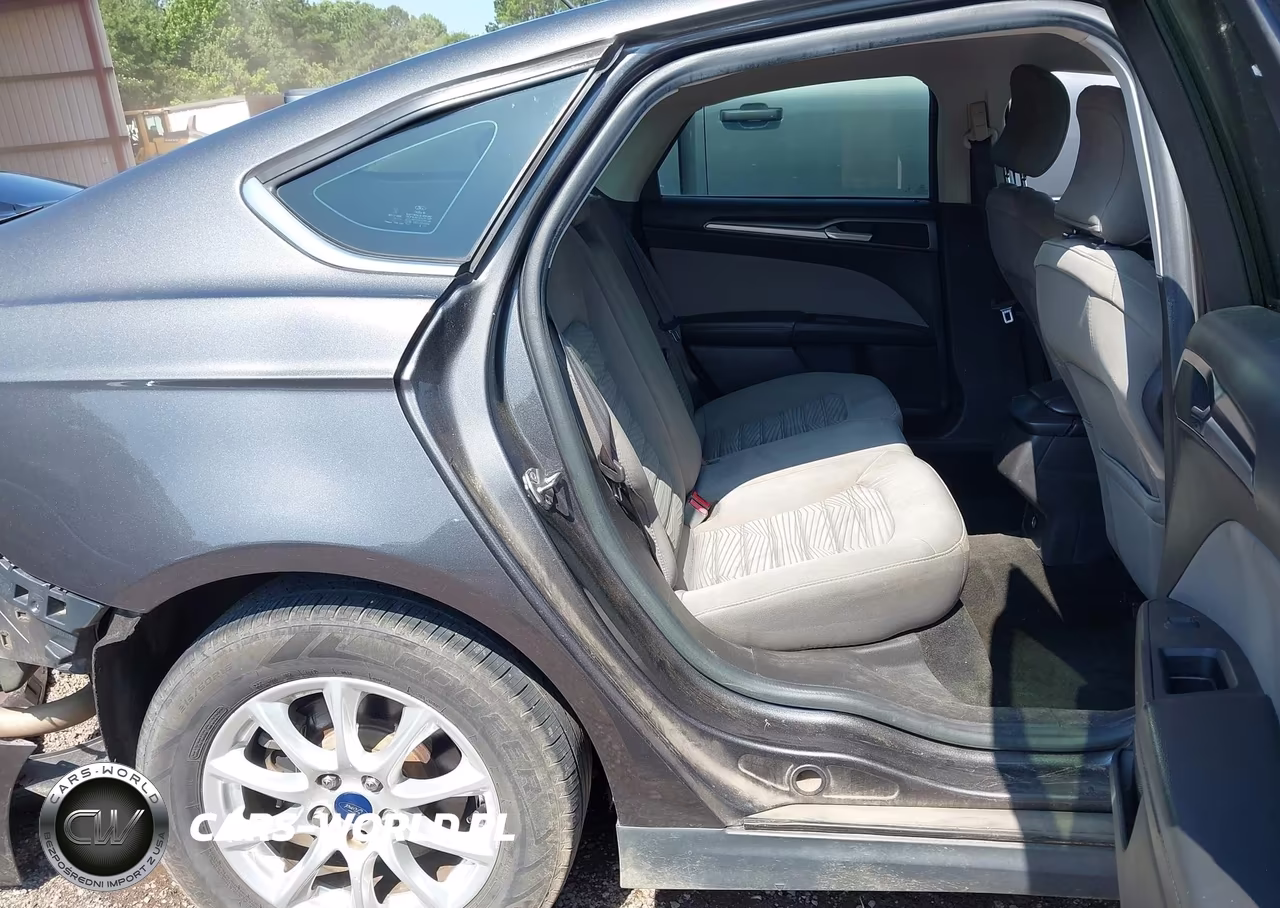 2016 Ford Fusion S VIN:3FA6P0G76GR243336 - 8