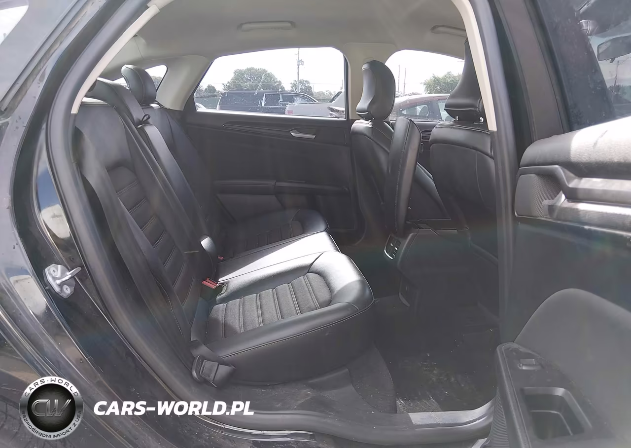2018 Ford Fusion Se VIN:3FA6P0HD0JR186661 - 8