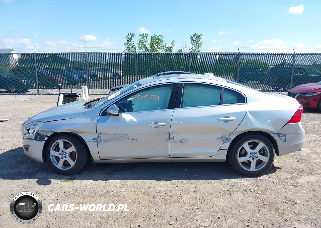 2012 Volvo S60 T5 VIN:YV1622FS1C2114584 - 14