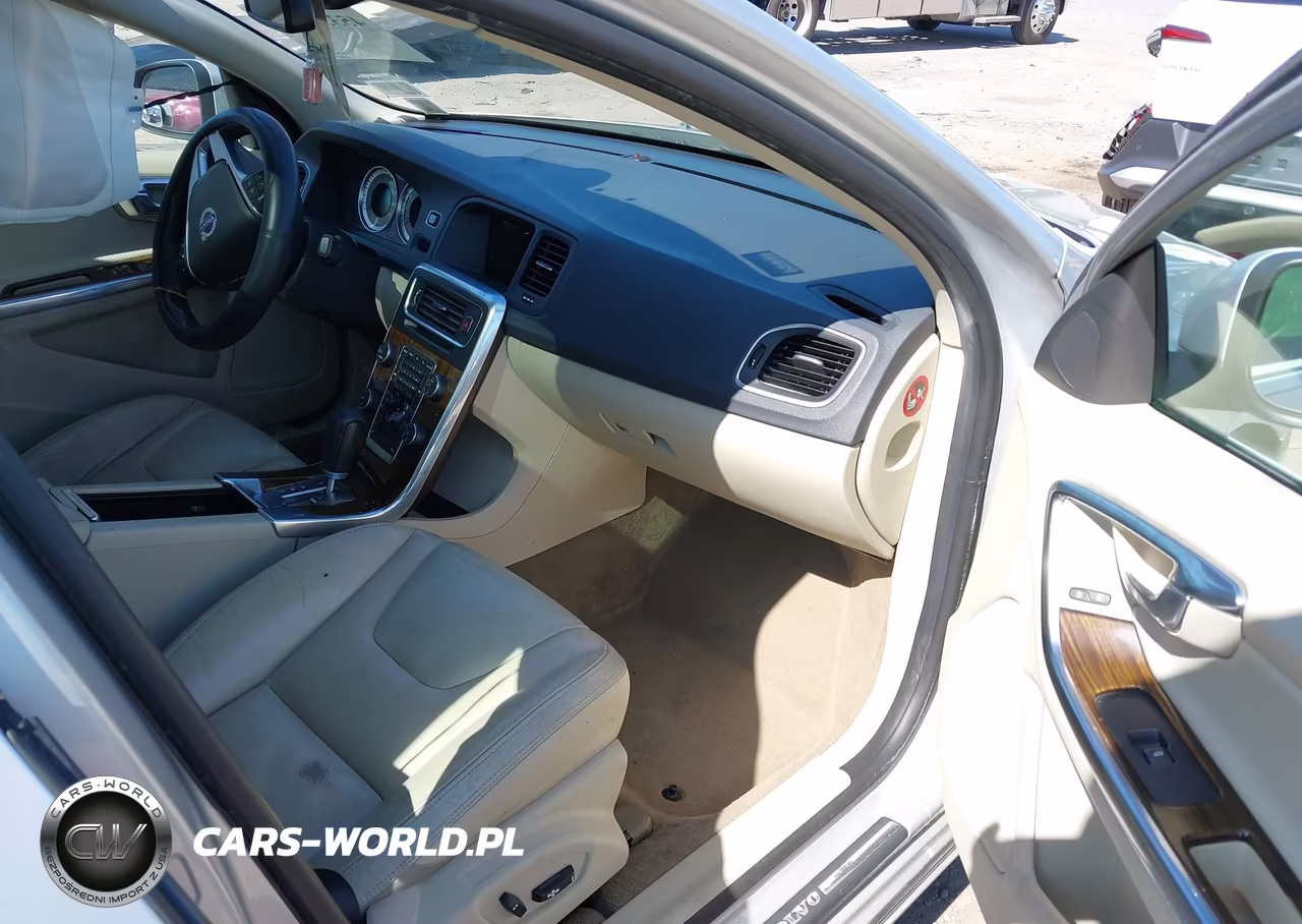 2012 Volvo S60 T5 VIN:YV1622FS1C2114584 - 5