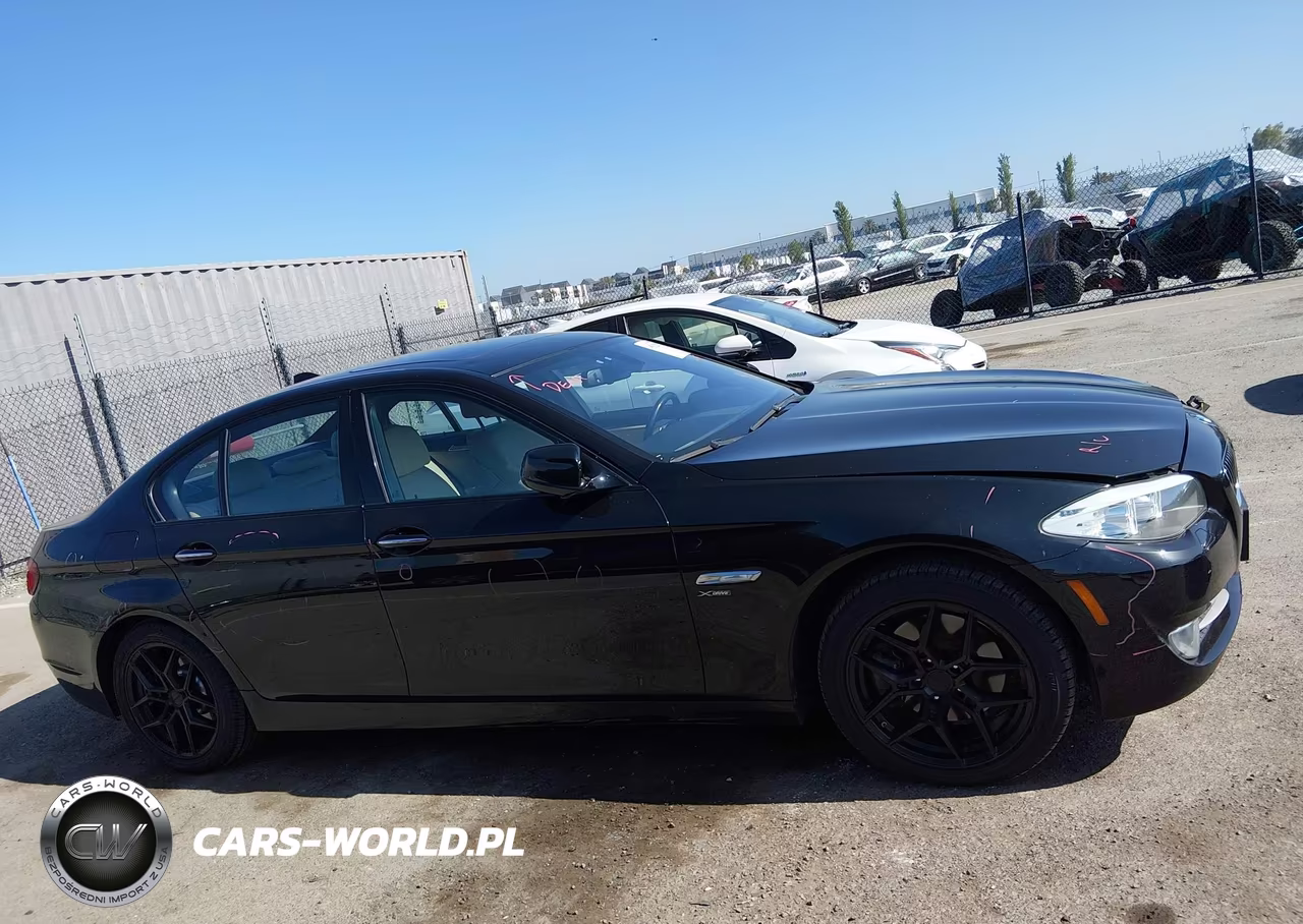 2012 BMW 528I xDrive VIN:WBAXH5C56CC595142 - 13