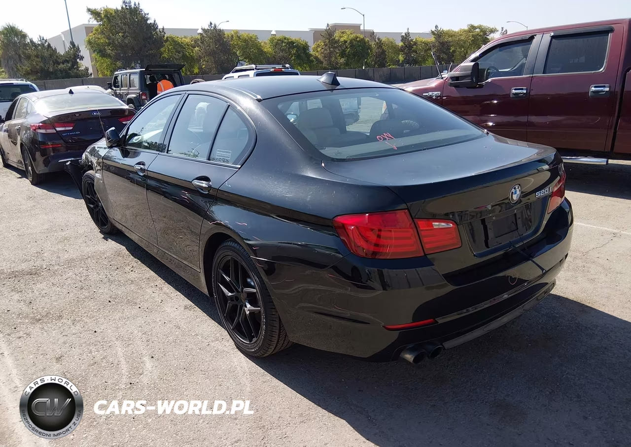 2012 BMW 528I xDrive VIN:WBAXH5C56CC595142 - 3