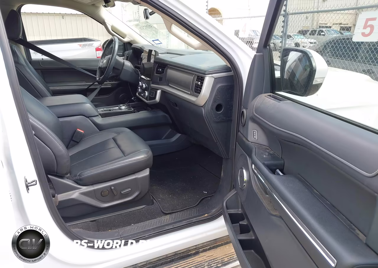 2023 Ford Expedition Xlt VIN:1FMJU1H87PEA65798 - 5