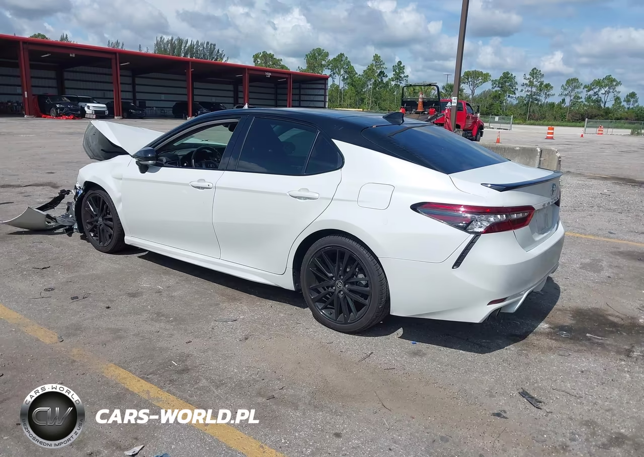 2022 Toyota Camry Xse VIN:4T1K61AKXNU025142 - 3
