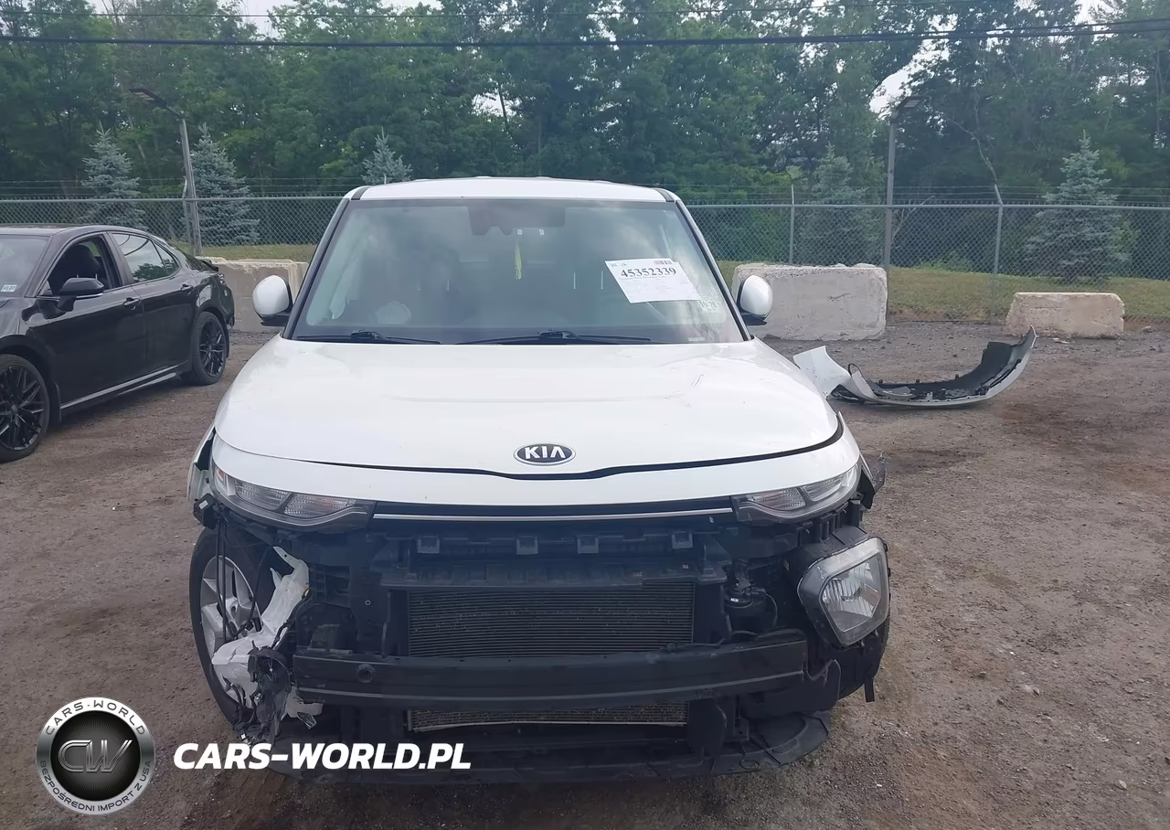 2021 Kia Soul S VIN:KNDJ23AU6M7751215 - 13