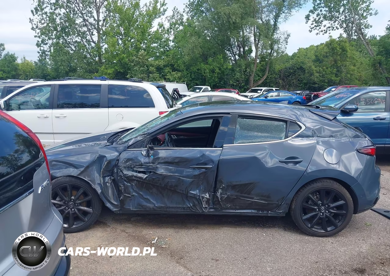 2021 Mazda Mazda3 VIN:JM1BPBNY8M1312517 - 13