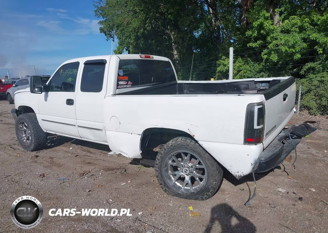 2003 Chevrolet Silverado 1500 Ls VIN:1GCEK19T03E122576 - 3