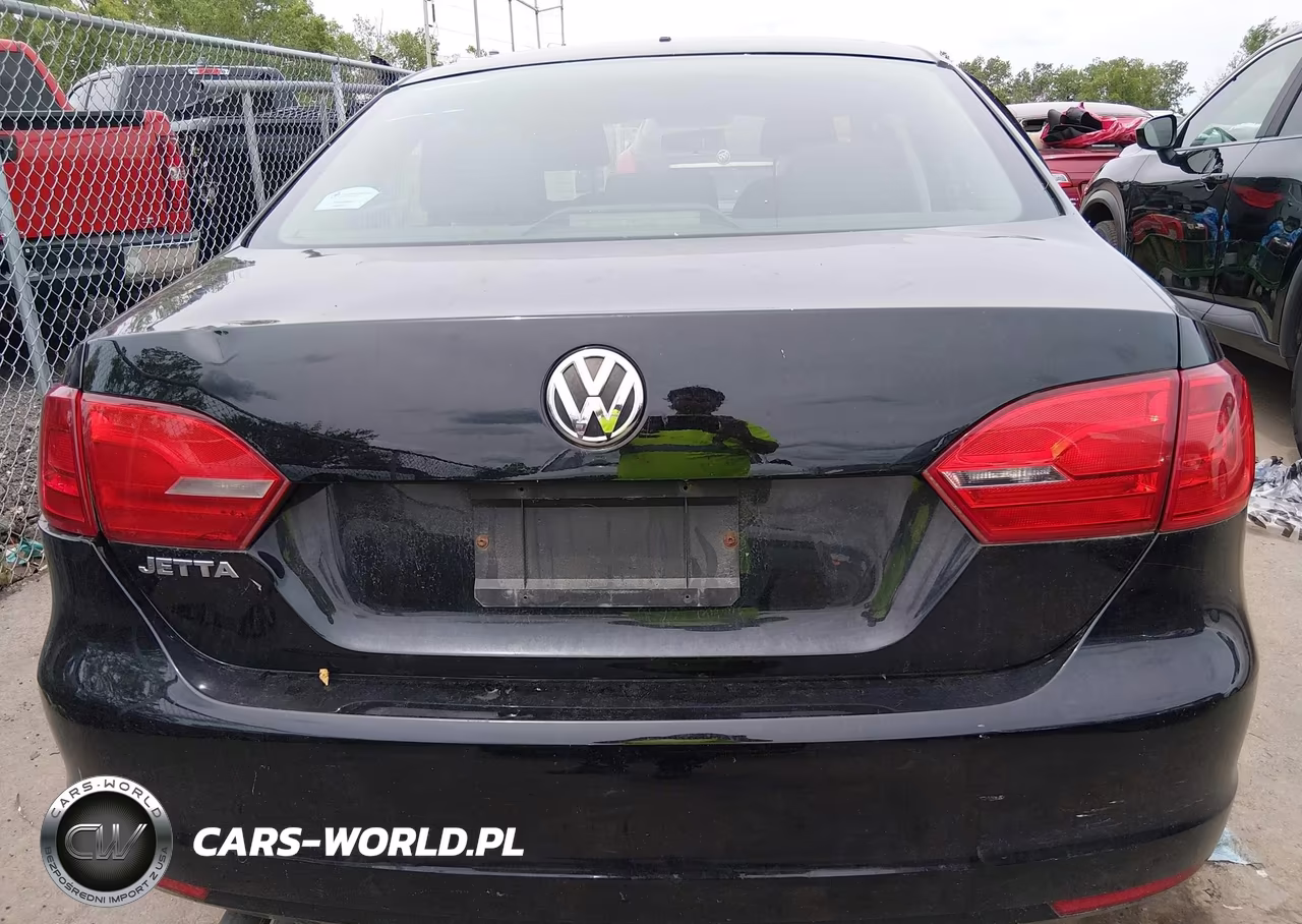 2013 Volkswagen Jetta 2.0L S VIN:3VW2K7AJ6DM267520 - 16