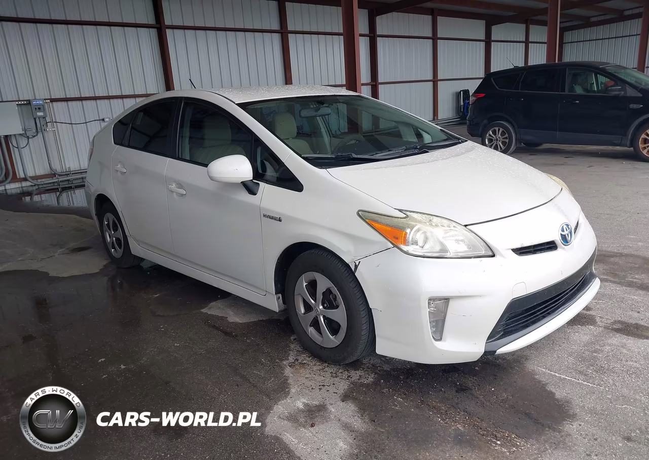 2015 Toyota Prius Two – zdjęcie 1 z 16