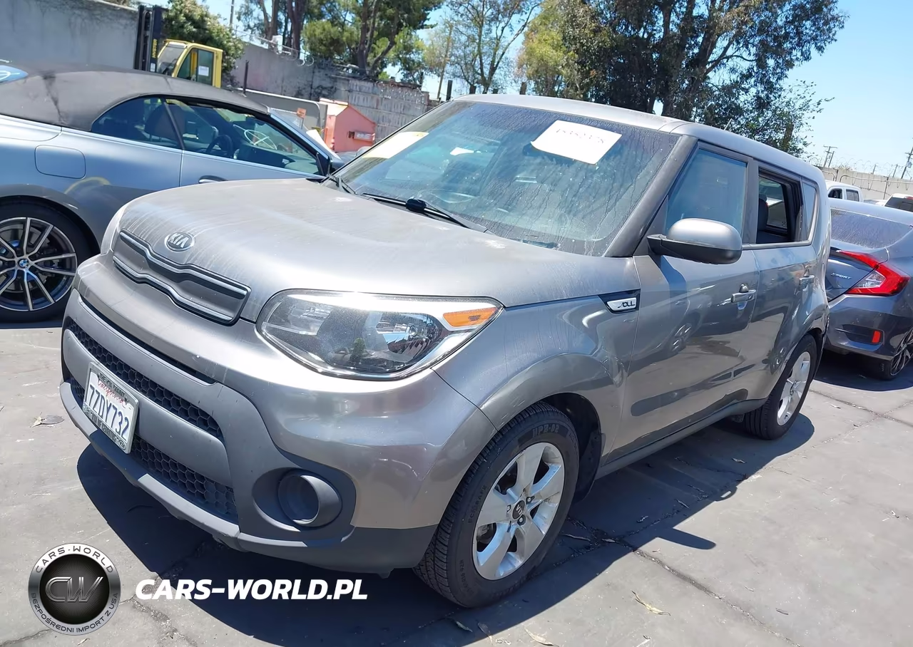 2017 Kia Soul VIN:KNDJN2A22H7489988 - 2