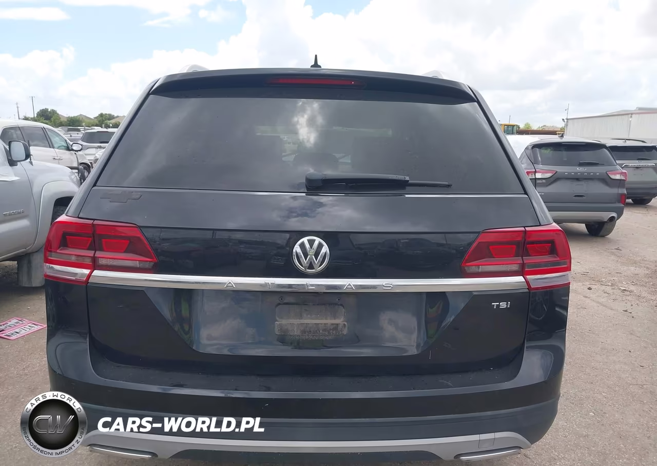 2018 Volkswagen Atlas 2.0T S VIN:1V2AP2CA8JC572707 - 16