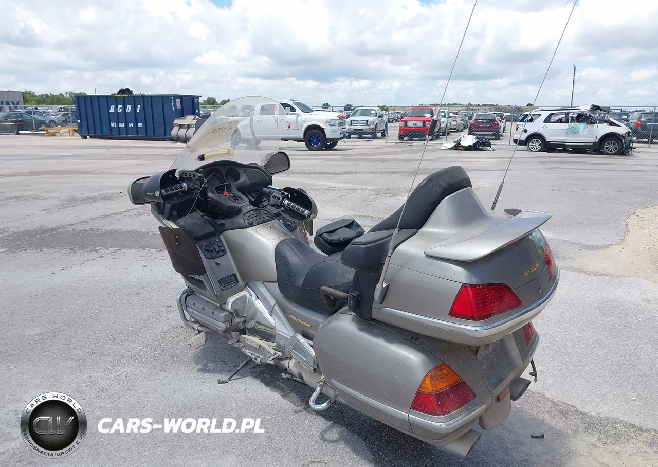 2002 Honda Gl1800 A VIN:1HFSC47492A101217 - 3