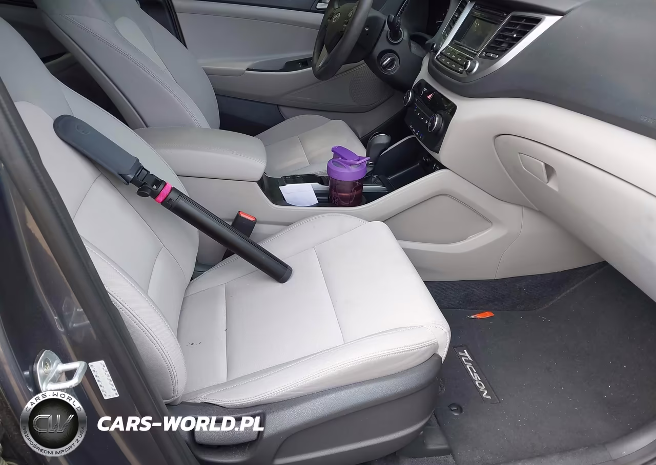 2018 Hyundai Tucson Se VIN:KM8J2CA44JU655298 - 5