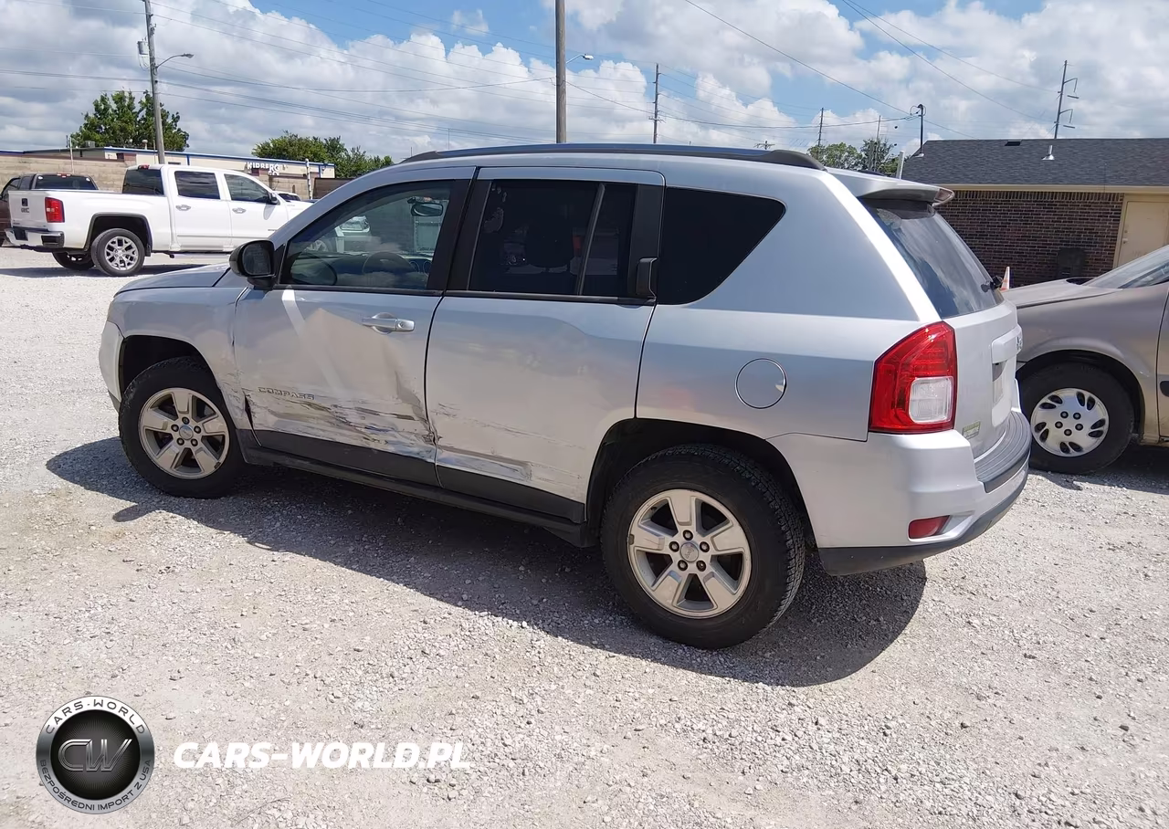 2013 Jeep Compass Sport VIN:1C4NJCBAXDD245817 - 3