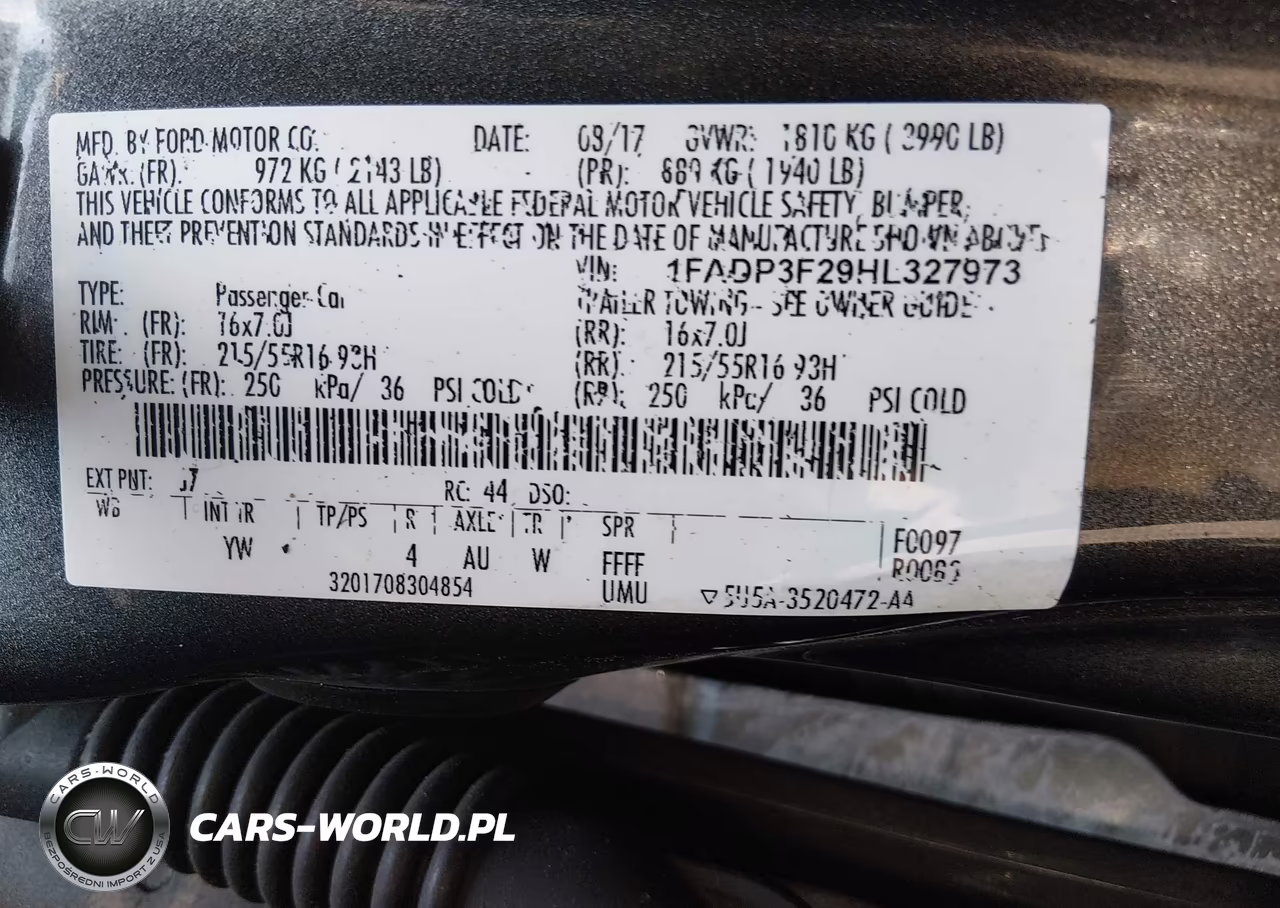 2017 Ford Focus Se VIN:1FADP3F29HL327973 - 9