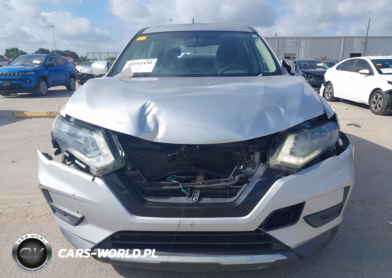 2017 Nissan Rogue S VIN:KNMAT2MT2HP558026 - 12