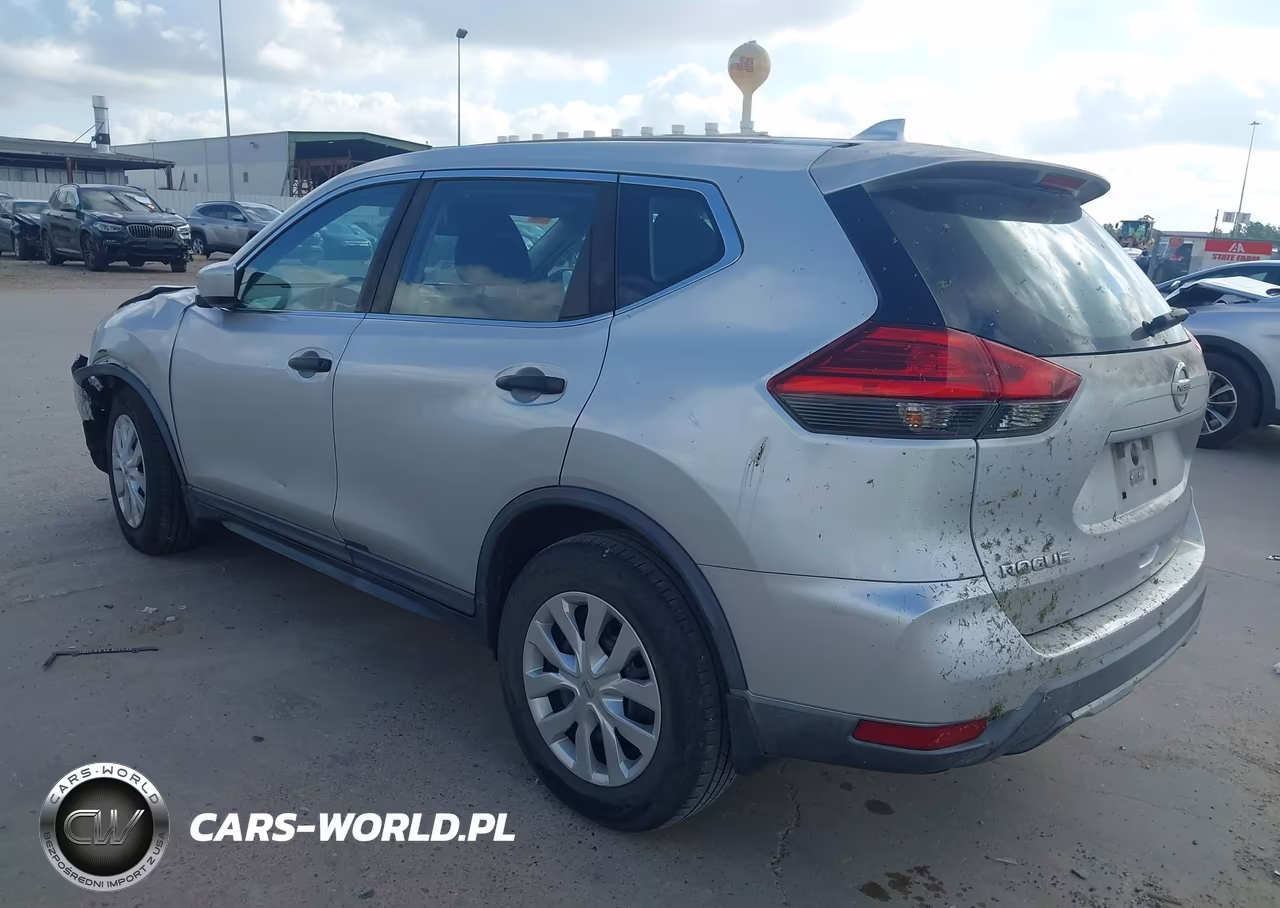 2017 Nissan Rogue S VIN:KNMAT2MT2HP558026 - 3