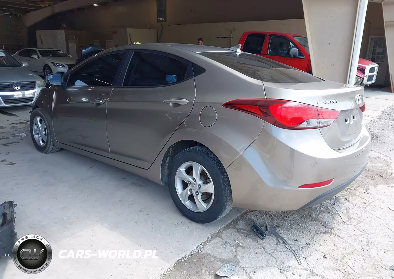 2014 Hyundai Elantra Se VIN:5NPDH4AE7EH480608 - 3