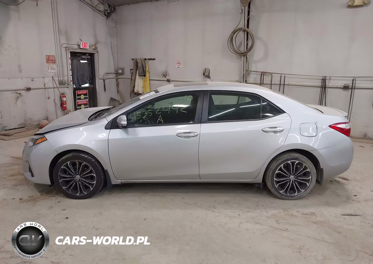 2015 Toyota Corolla S Plus VIN:2T1BURHE8FC429757 - 14
