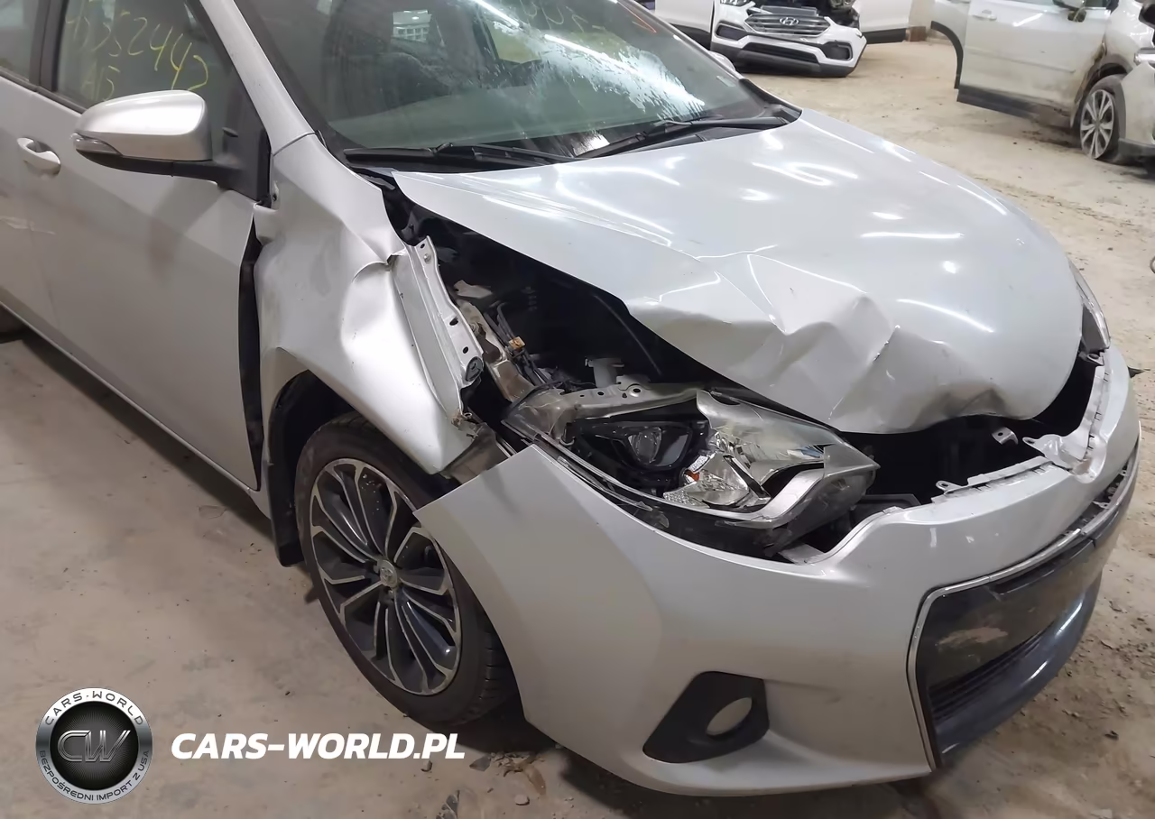 2015 Toyota Corolla S Plus VIN:2T1BURHE8FC429757 - 6