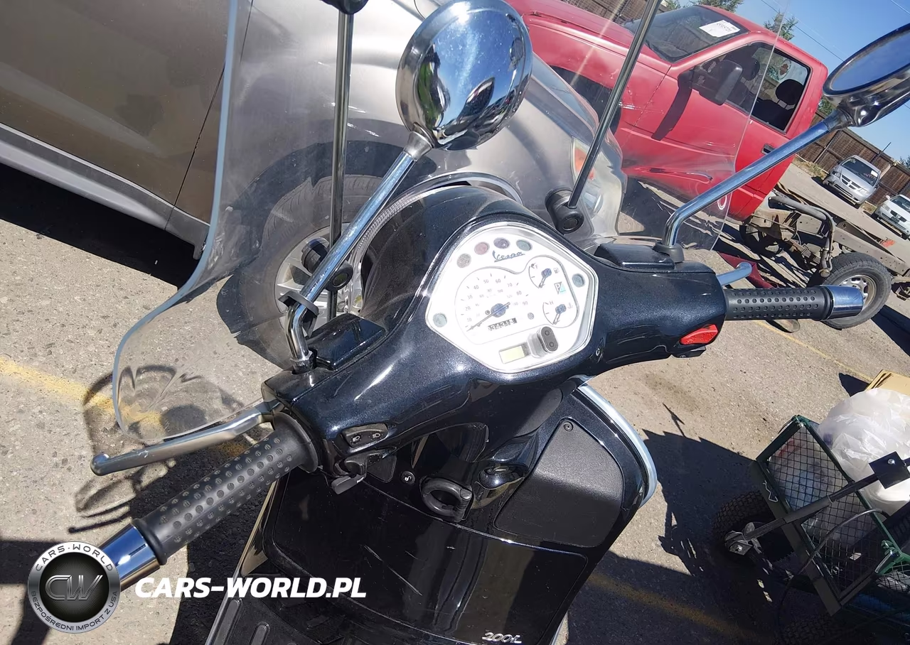 2007 Vespa Granturismo 200 VIN:ZAPM319K575008691 - 13