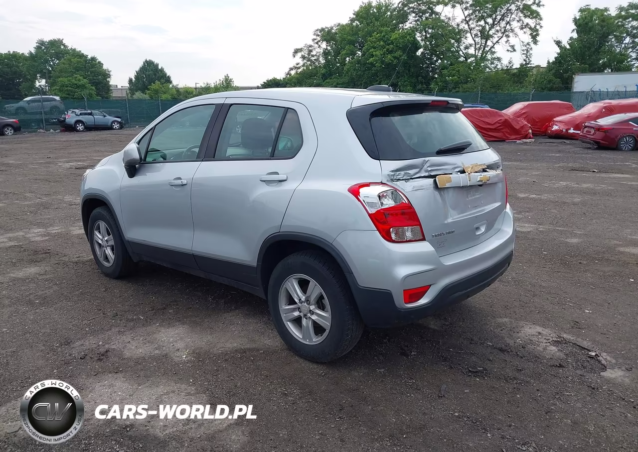 2018 Chevrolet Trax Ls VIN:3GNCJNSB6JL167335 - 3