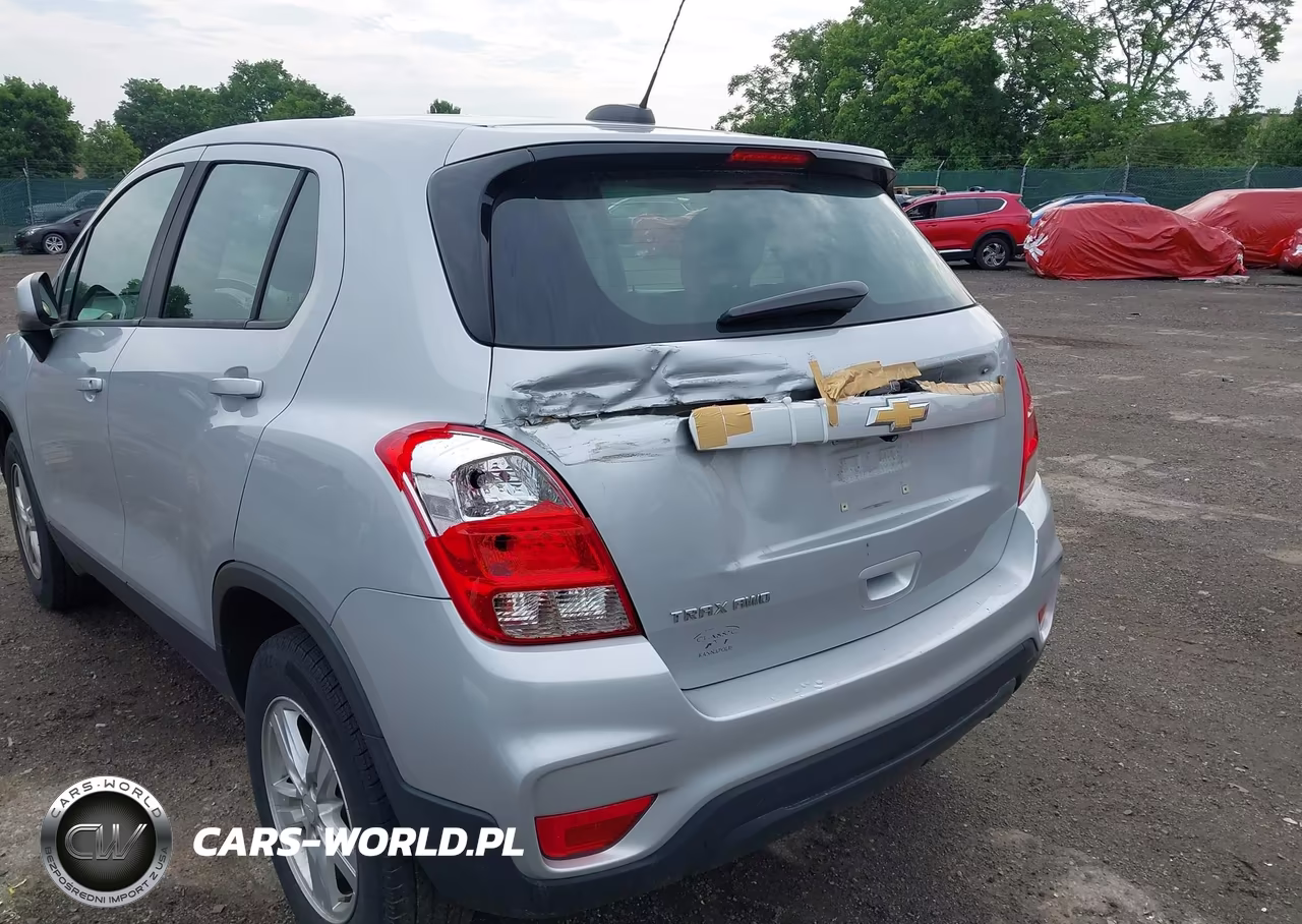 2018 Chevrolet Trax Ls VIN:3GNCJNSB6JL167335 - 6
