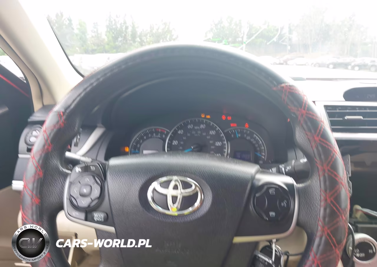 2014 Toyota Camry Le VIN:4T4BF1FK9ER384691 - 14