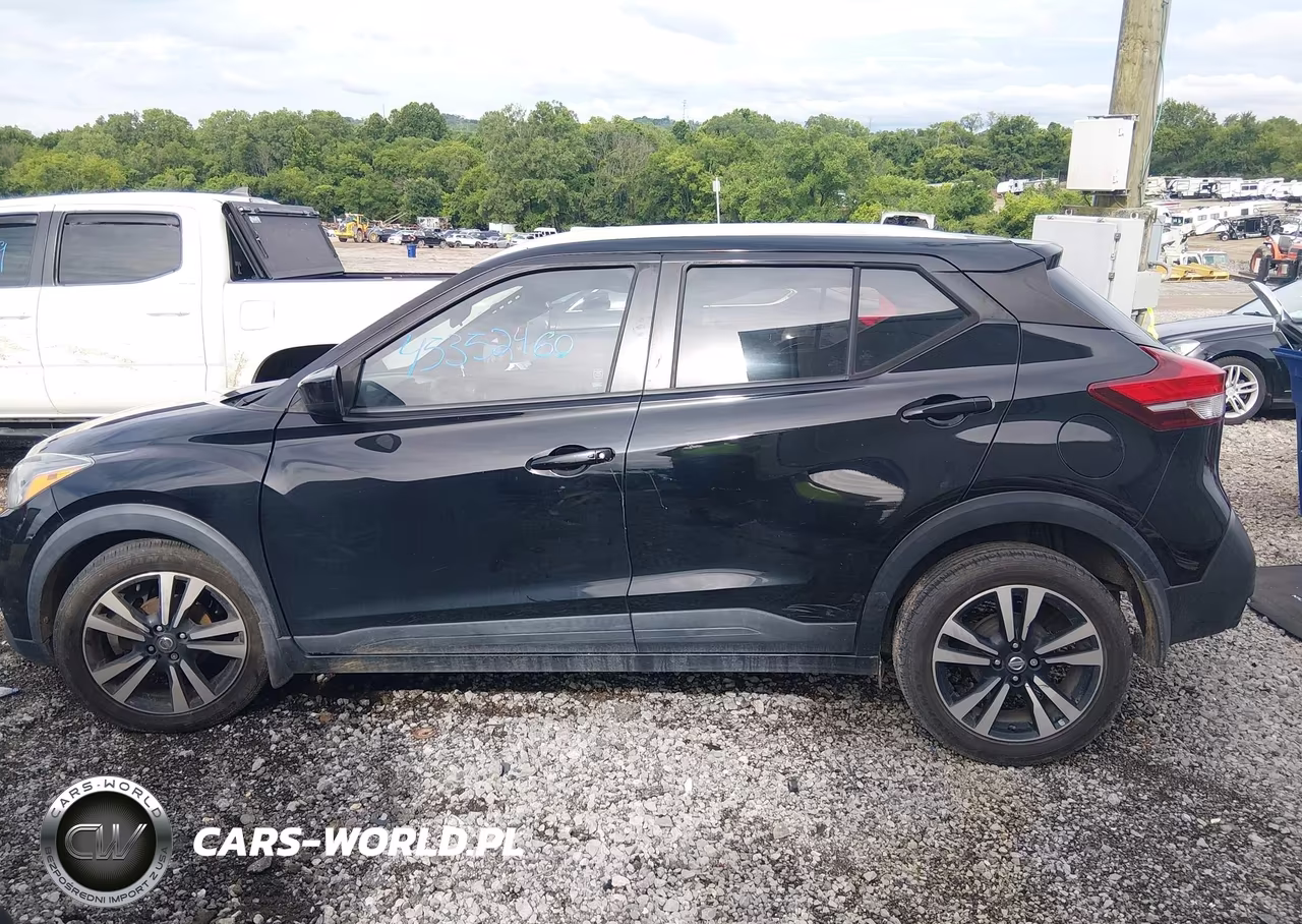2018 Nissan Kicks Sv VIN:3N1CP5CU0JL511655 - 14