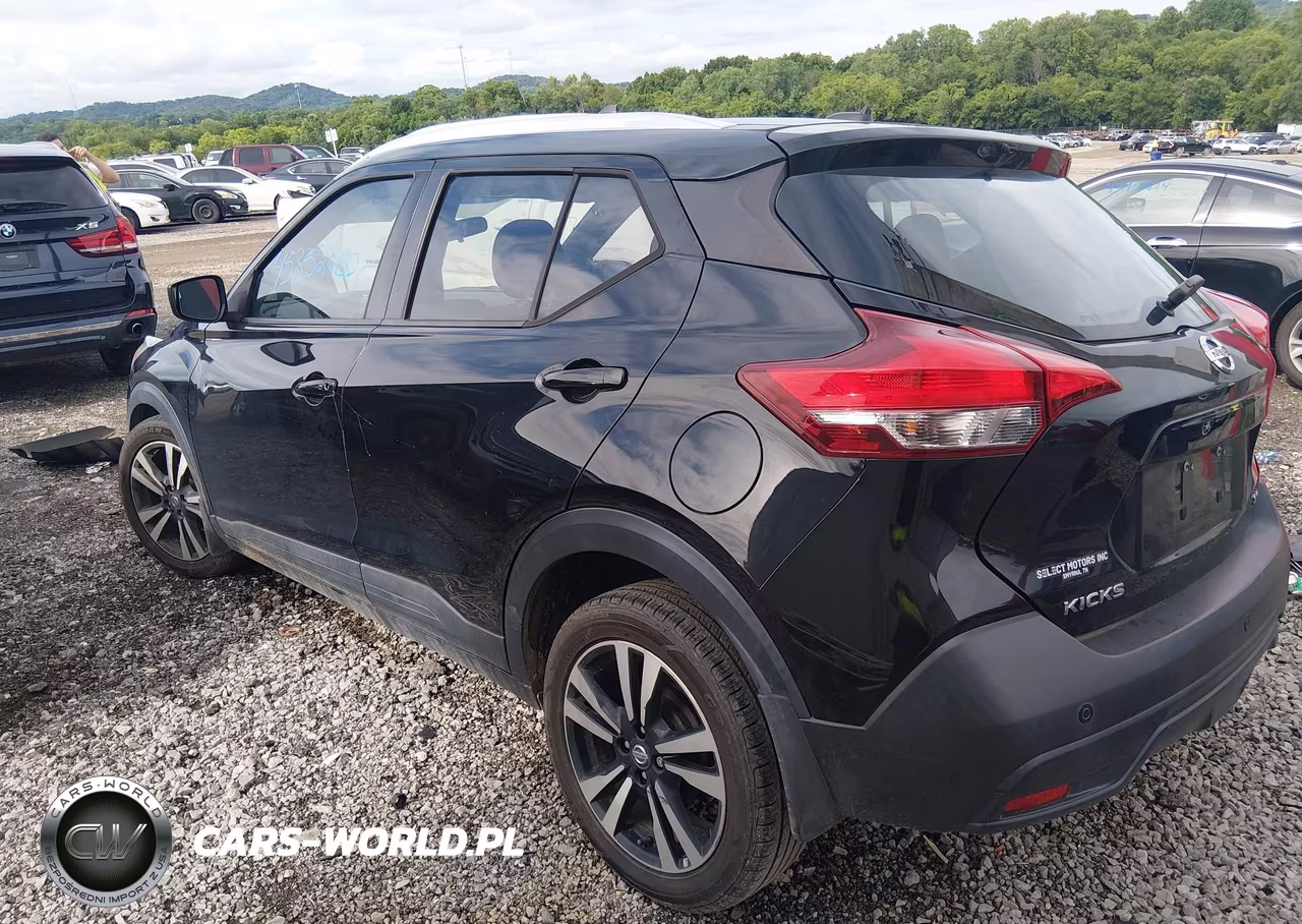 2018 Nissan Kicks Sv VIN:3N1CP5CU0JL511655 - 3