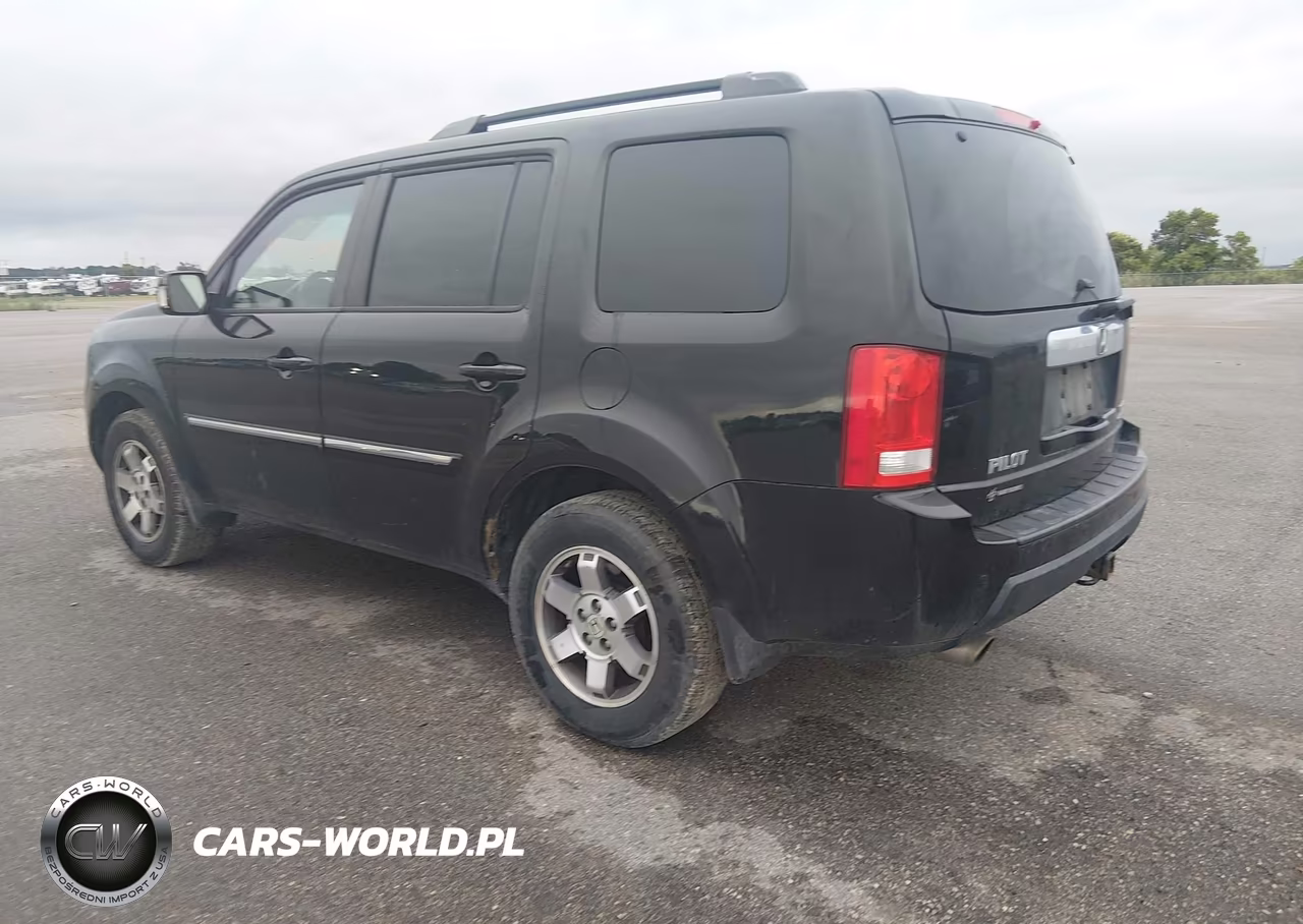 2011 Honda Pilot Touring VIN:5FNYF4H95BB011236 - 3