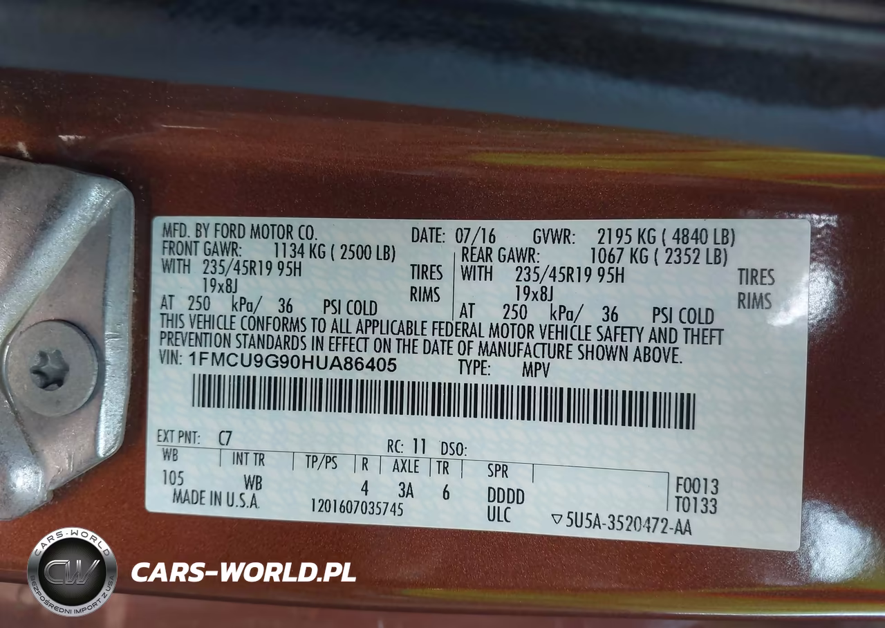 2017 Ford Escape Se VIN:1FMCU9G90HUA86405 - 9