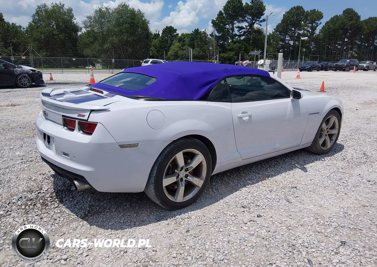2011 Chevrolet Camaro 2Ss VIN:2G1FK3DJ4B9191402 - 4