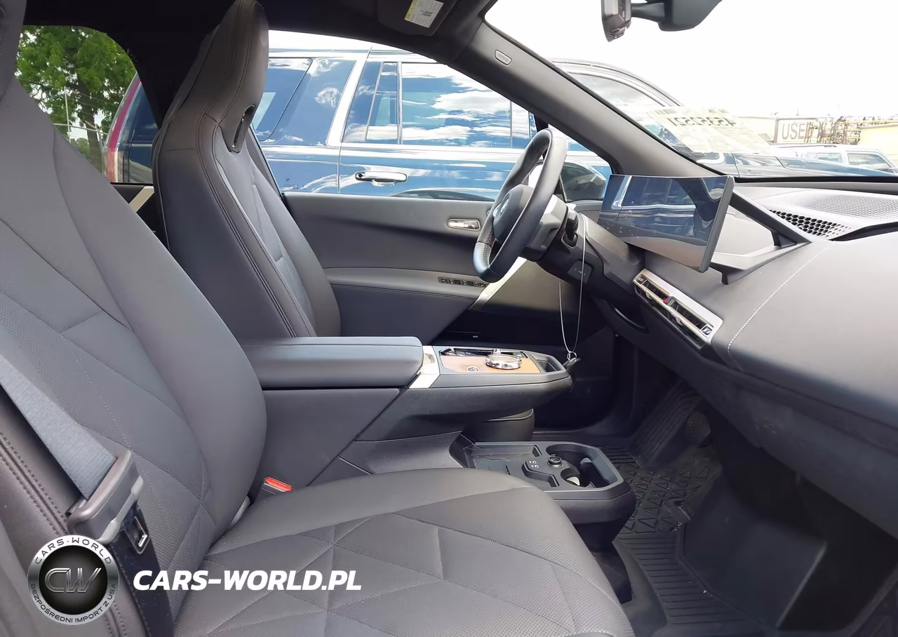 2024 BMW Ix xDrive50 VIN:WB523CF07RCR91990 - 5