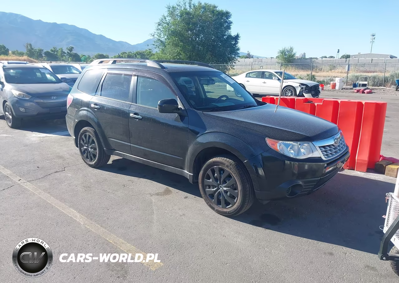 2013 Subaru Forester 2.5X Premium – zdjęcie 1 z 8