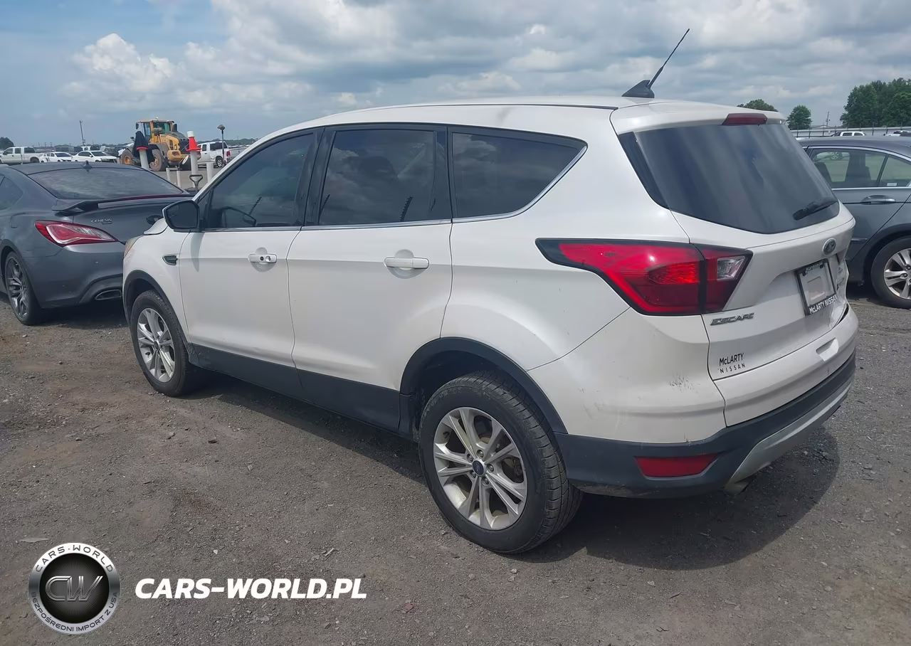 2019 Ford Escape Se VIN:1FMCU0GD6KUB46954 - 3