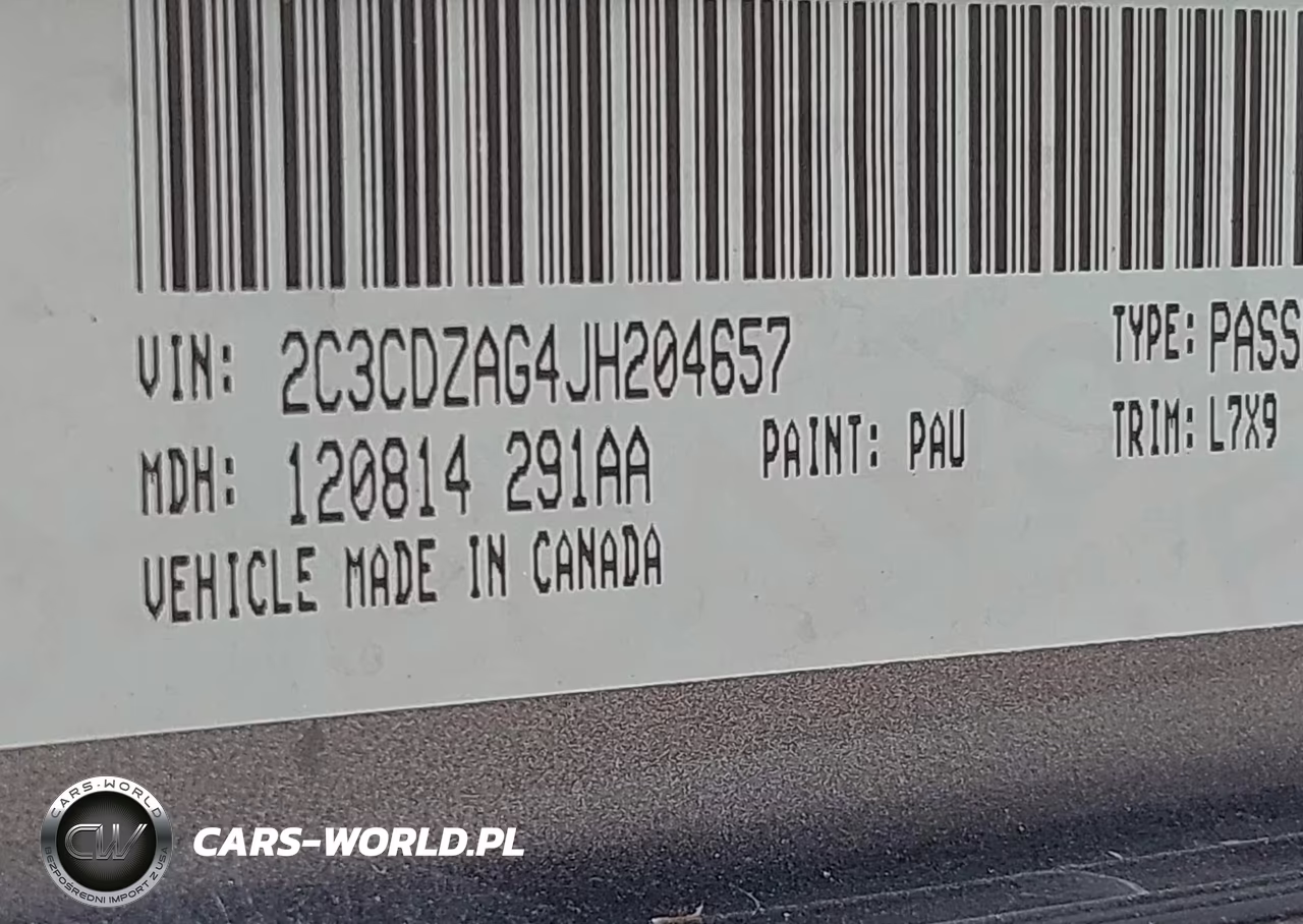 2018 Dodge Challenger Sxt VIN:2C3CDZAG4JH204657 - 9