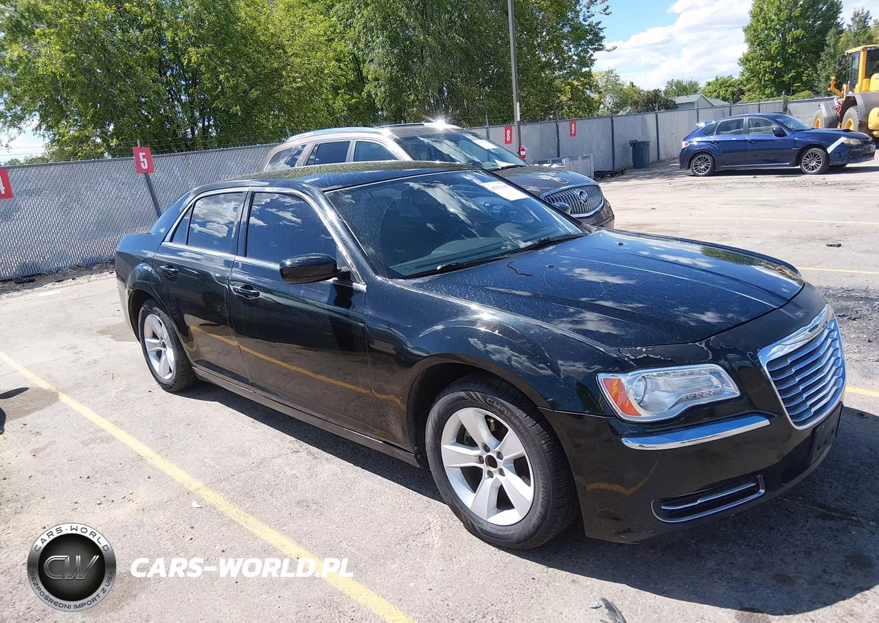 2012 Chrysler 300 – zdjęcie 1 z 11