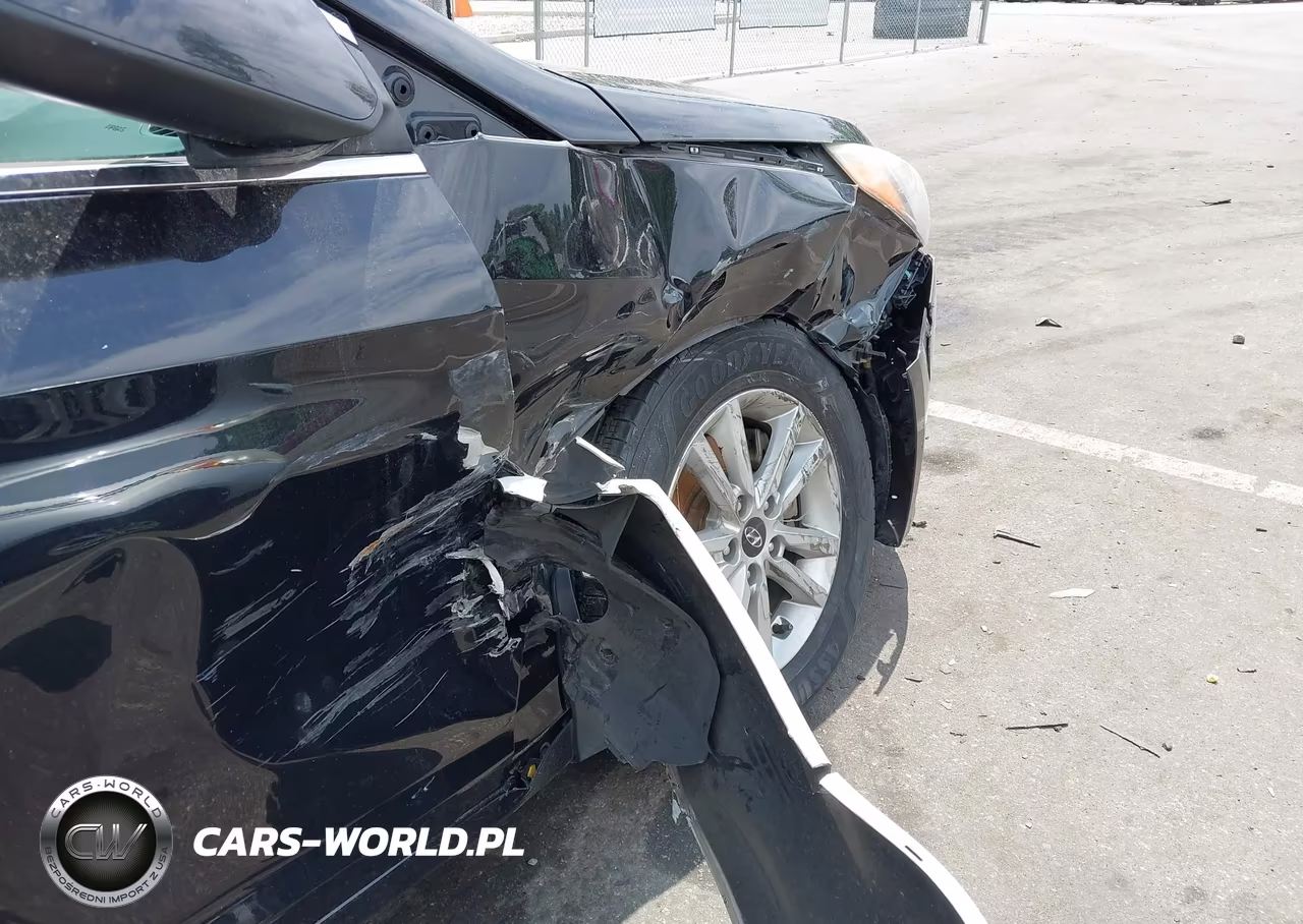 2015 Hyundai Sonata Se VIN:5NPE24AF9FH248916 - 13