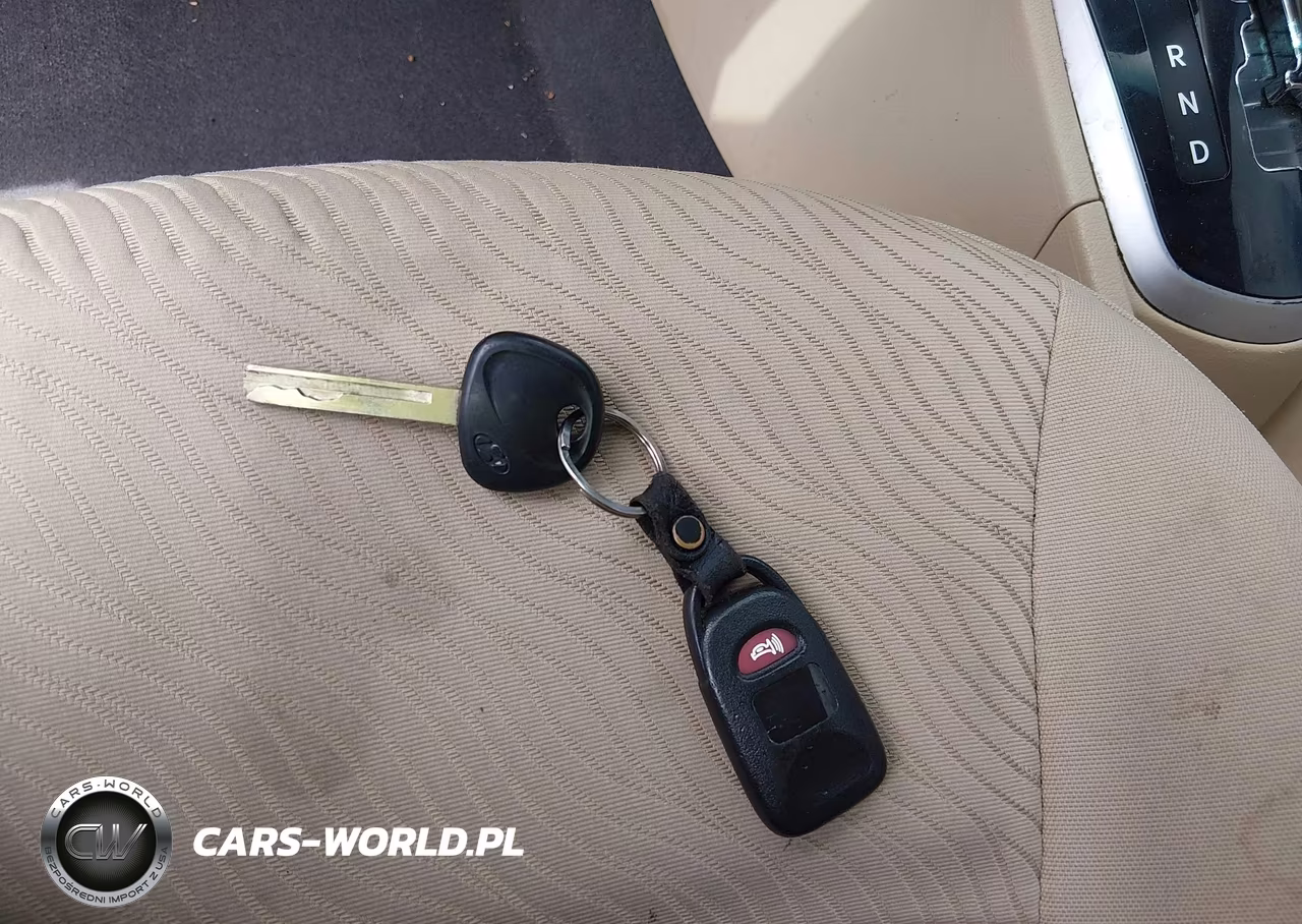 2013 Hyundai Accent Gls VIN:KMHCU4AE0DU314812 - 11