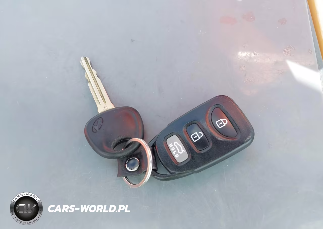 2010 Hyundai Elantra Gls VIN:KMHDU4ADXAU984844 - 11