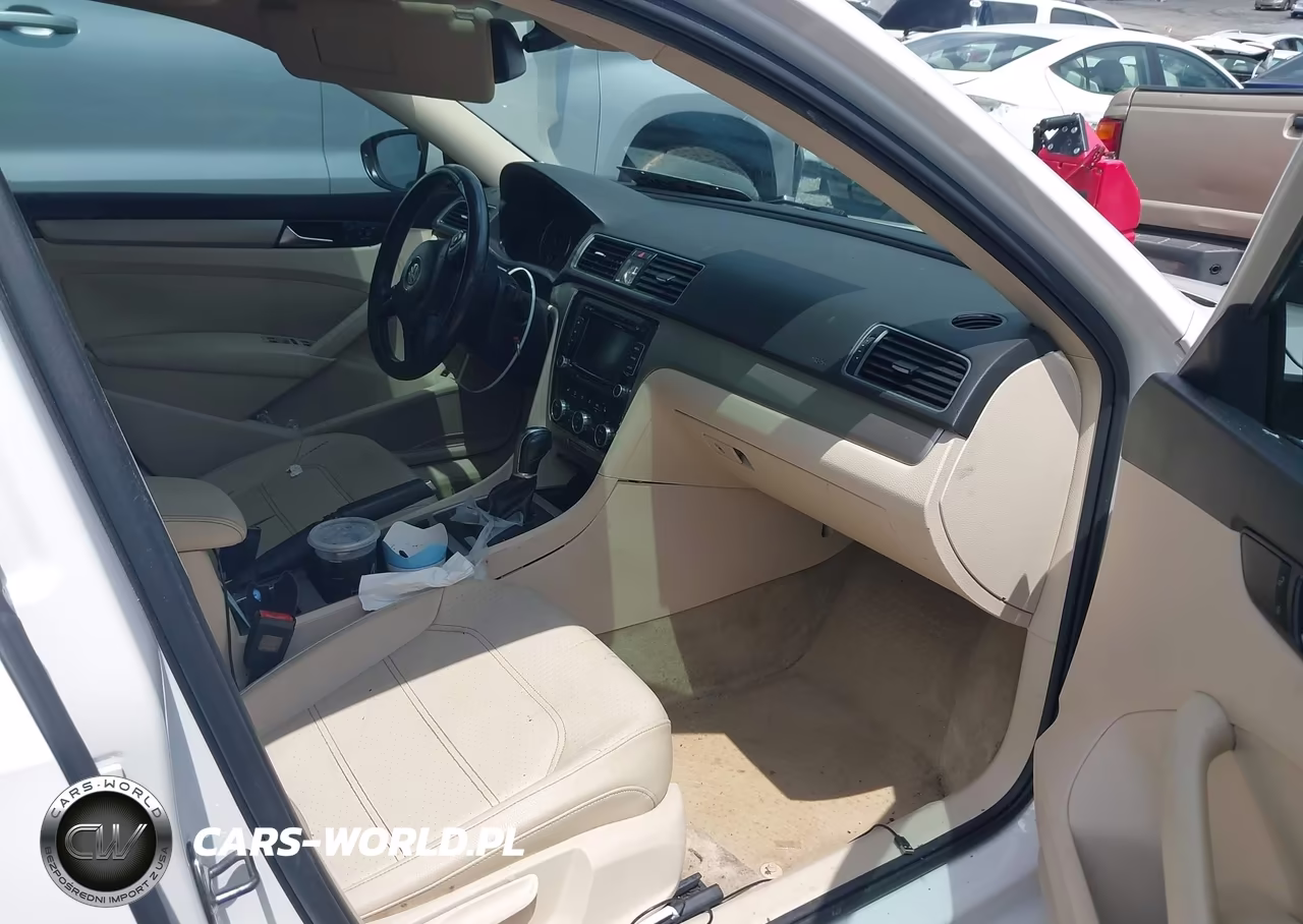2012 Volkswagen Passat 2.5L Se VIN:1VWBH7A37CC083929 - 5