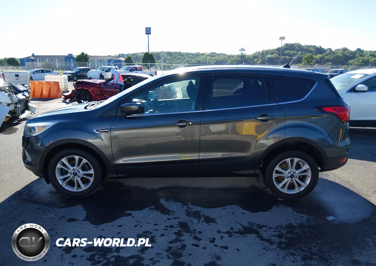 2019 Ford Escape Se VIN:1FMCU0GD6KUB02209 - 14