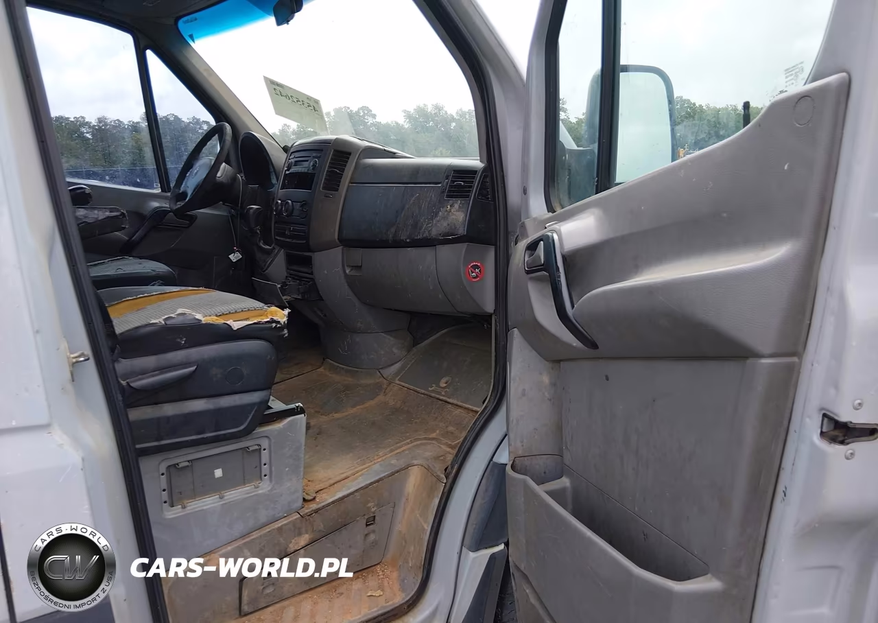 2008 Dodge Sprinter Van 2500 VIN:WD0PE745X85305249 - 5