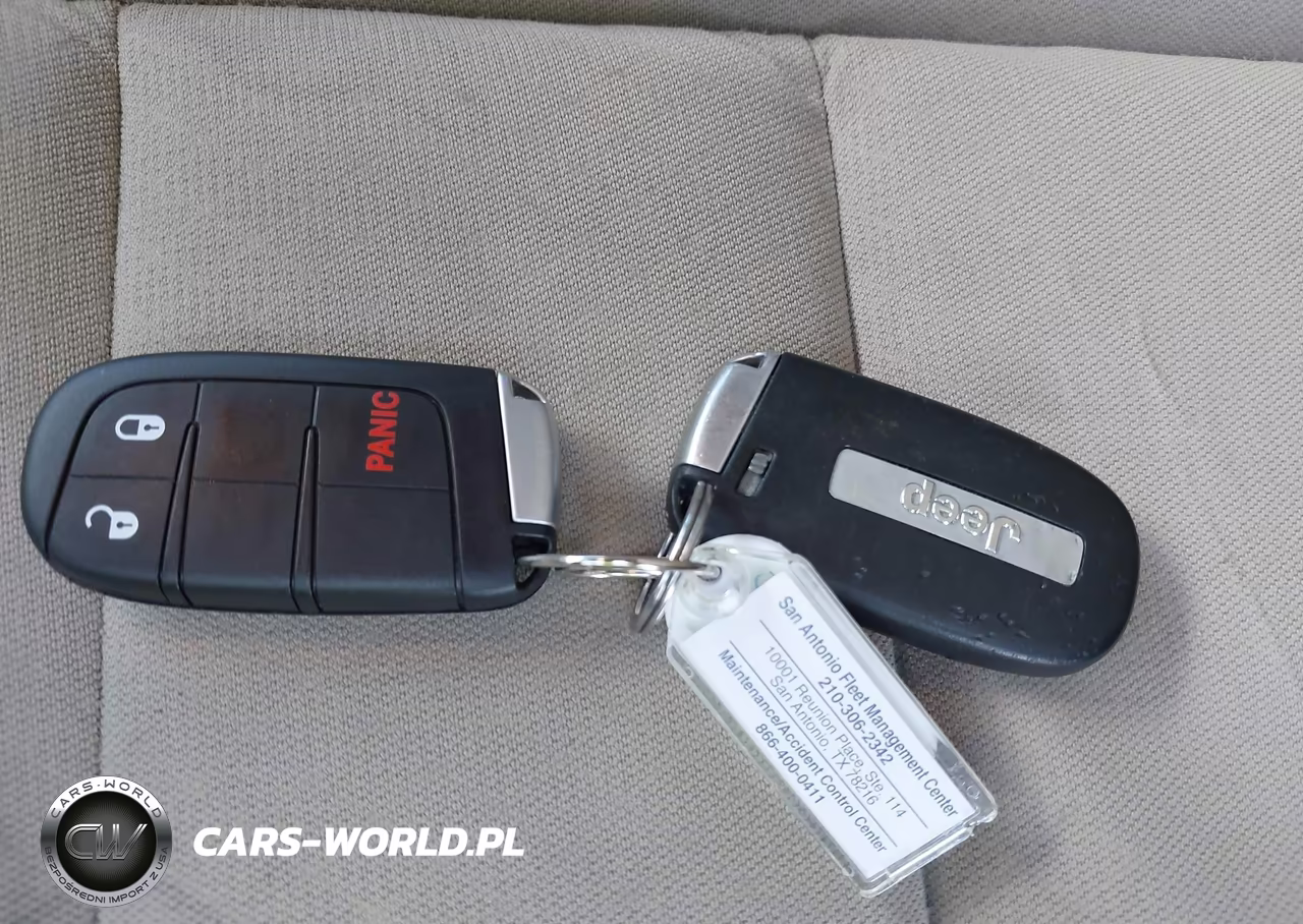 2021 Jeep Grand Cherokee Laredo E 4X2 VIN:1C4RJEAG4MC712156 - 11