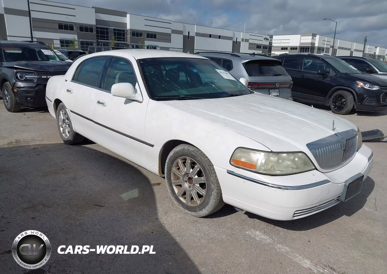 2009 Lincoln Town Car Signature Limited – zdjęcie 1 z 12