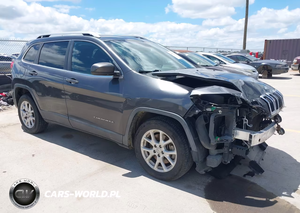 2016 Jeep Cherokee Latitude – zdjęcie 1 z 17